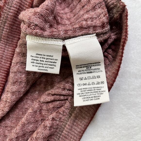 We The Free Shirt Sz Medium Oversized Waffle Knit Maroon V-Neck Long Sleeve FS - Picture 6 of 8